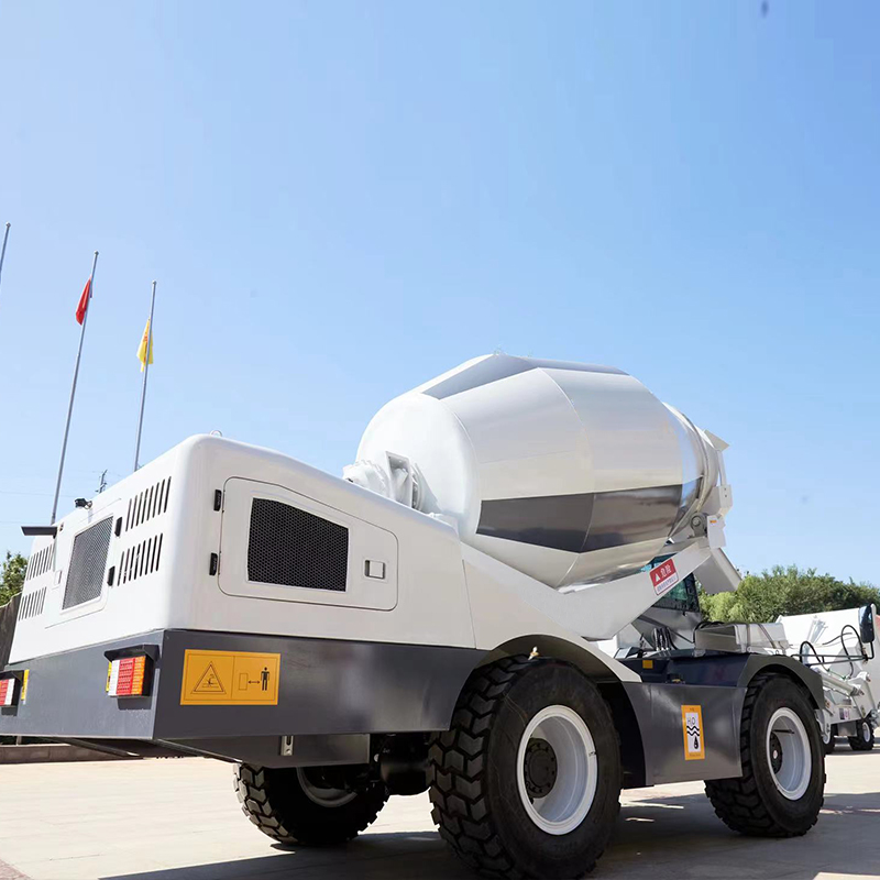 4-Wheel Drive Concrete Self-lo - огляд і ціна Concrete Mixer Machine