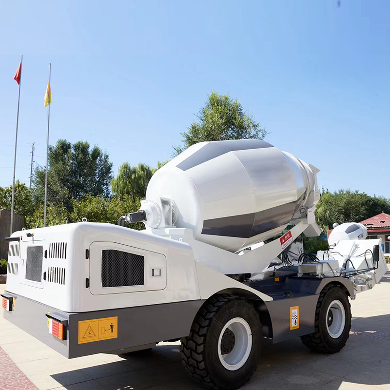 4-Wheel Drive Concrete Self-lo - огляд і ціна Concrete Mixer Machine