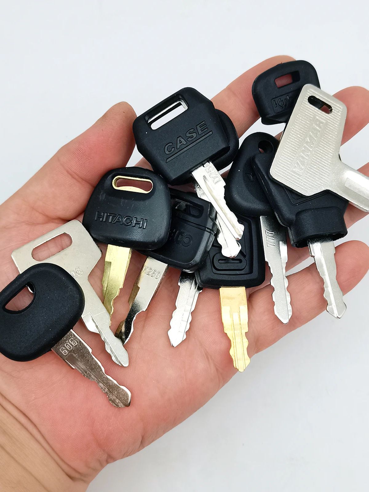 12 type doorlock lgnition Key  - огляд і ціна Heavy Equipment Cat